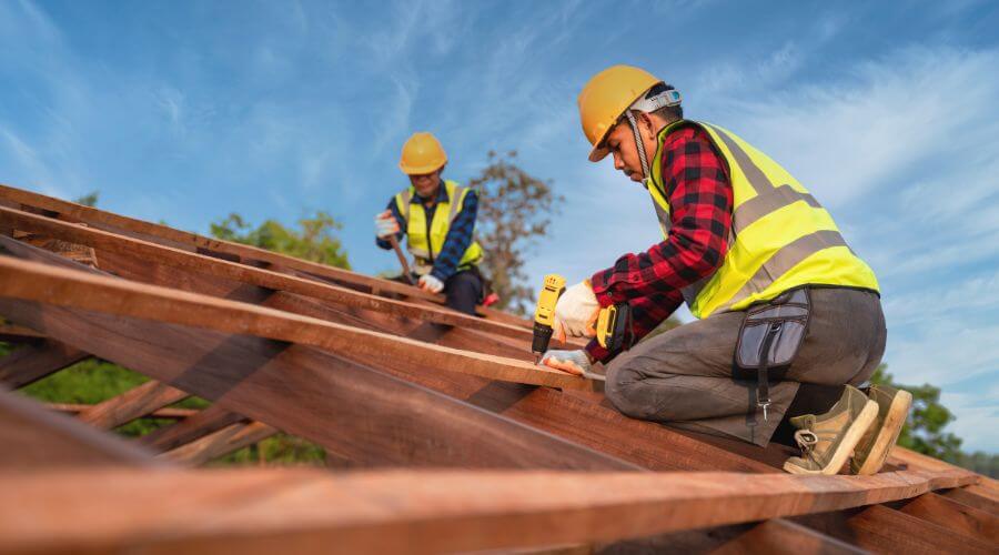 Professional Flat Roofing Installation services in Ellwood City, PA